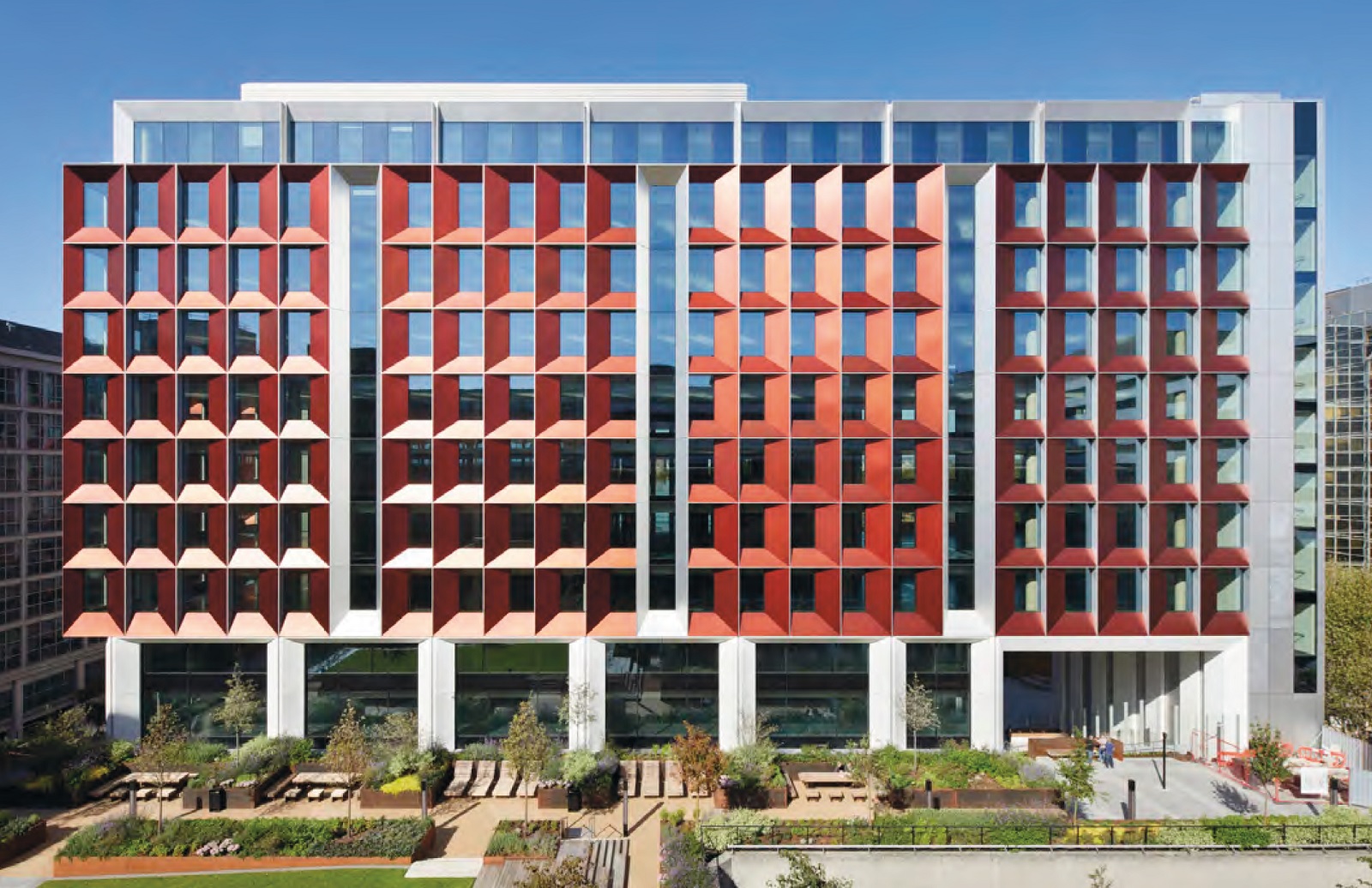 Buzon Pedestal International