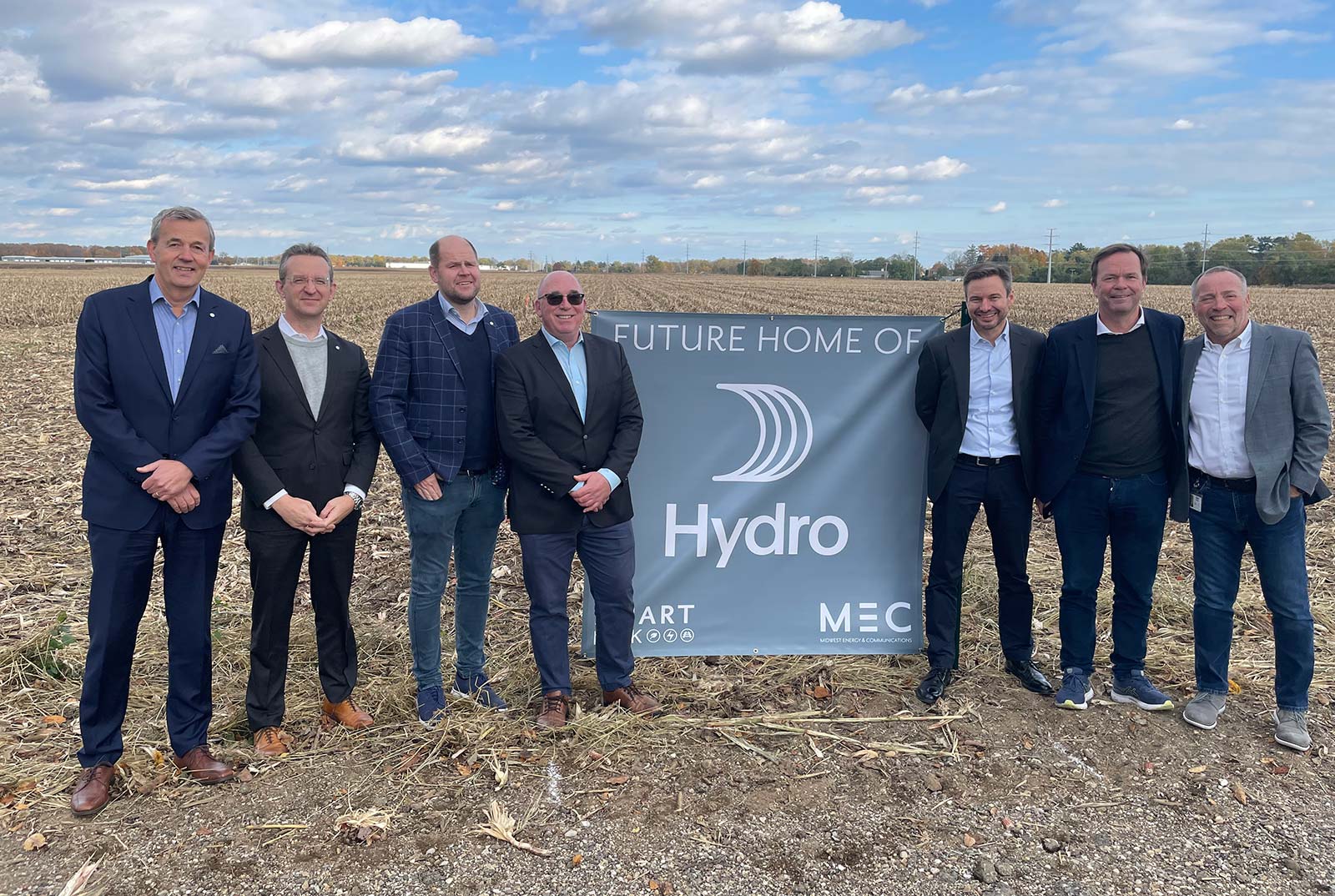 Head of Commercial for North America Trond Gjellesvik, Head of Product Supply and Joint Venture Offtake Duncan Pitchford, Head of Operations for Recycling Hans Bjerkaas, Director of Sales for North America Brian Muirhead, Head of Recycling Trond Olaf Christophersen, and Executive Vice President for Aluminium Metal Eivind Kallevik visited the site with MEC President & CEO Bob Hance on November 4.