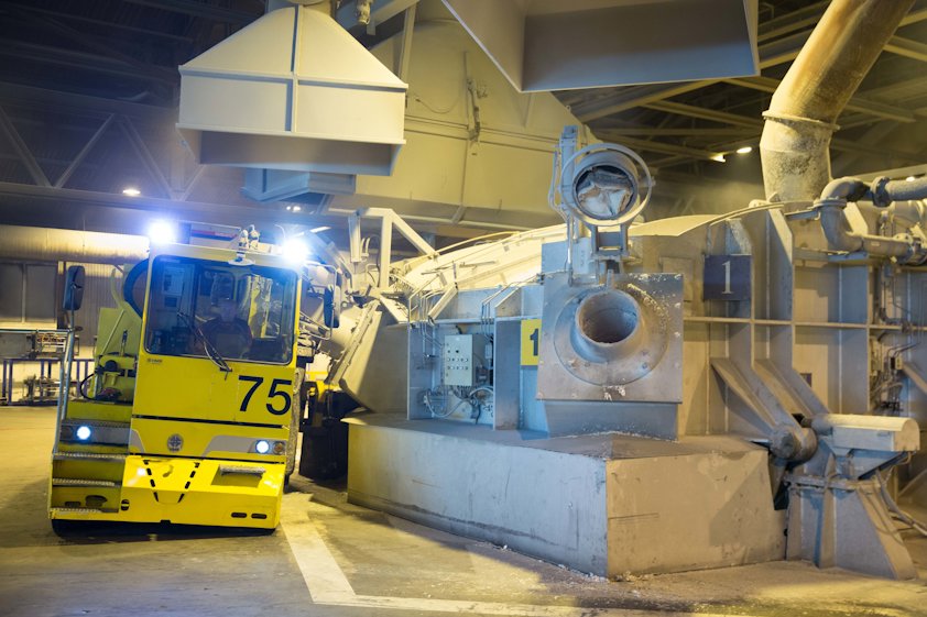 Melting furnace at Hydro Sunndal