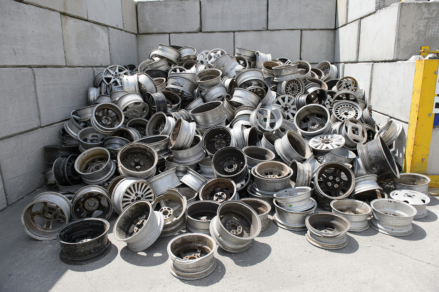 a large collection of aluminium scrap