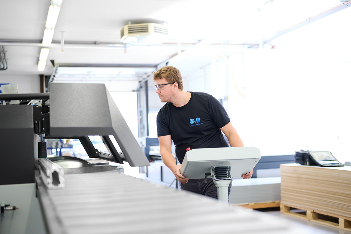 EMS-Messestand in Produktion